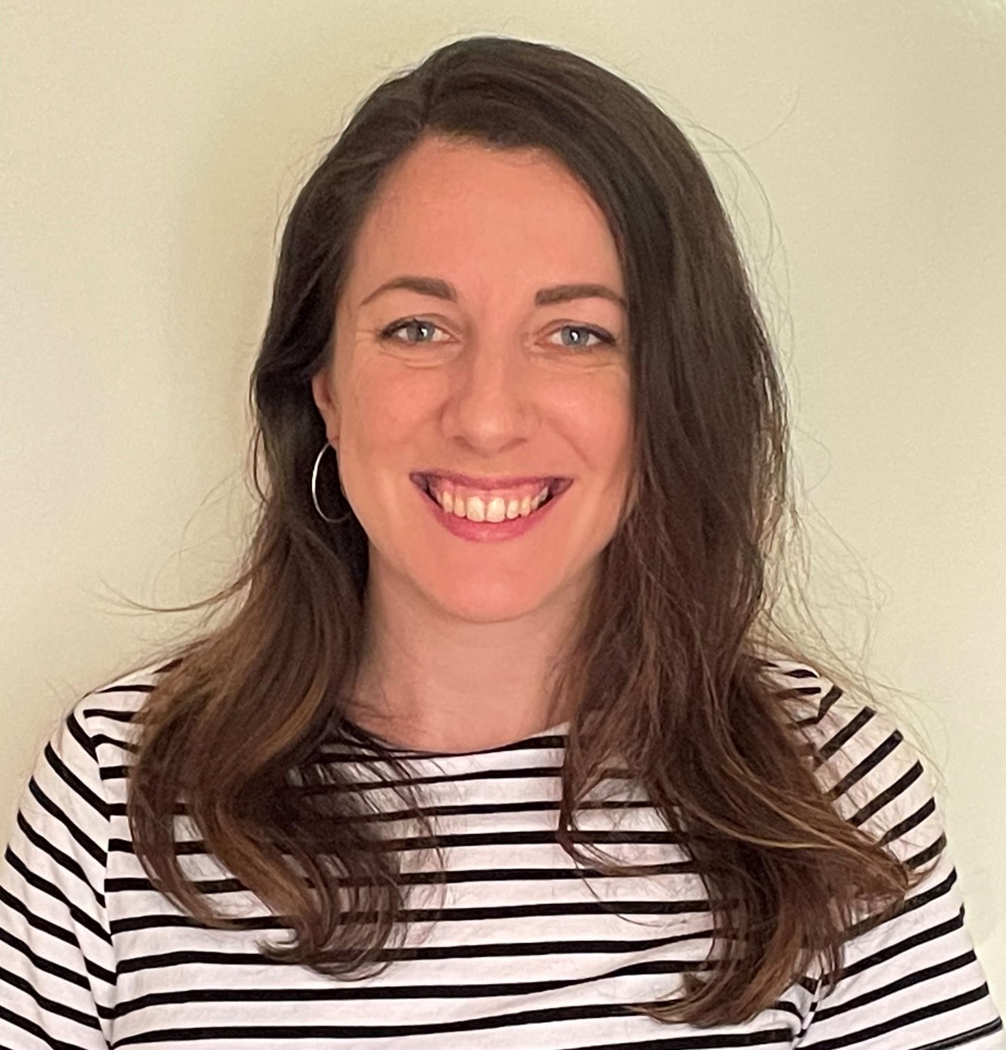 Dr Elyse Allender