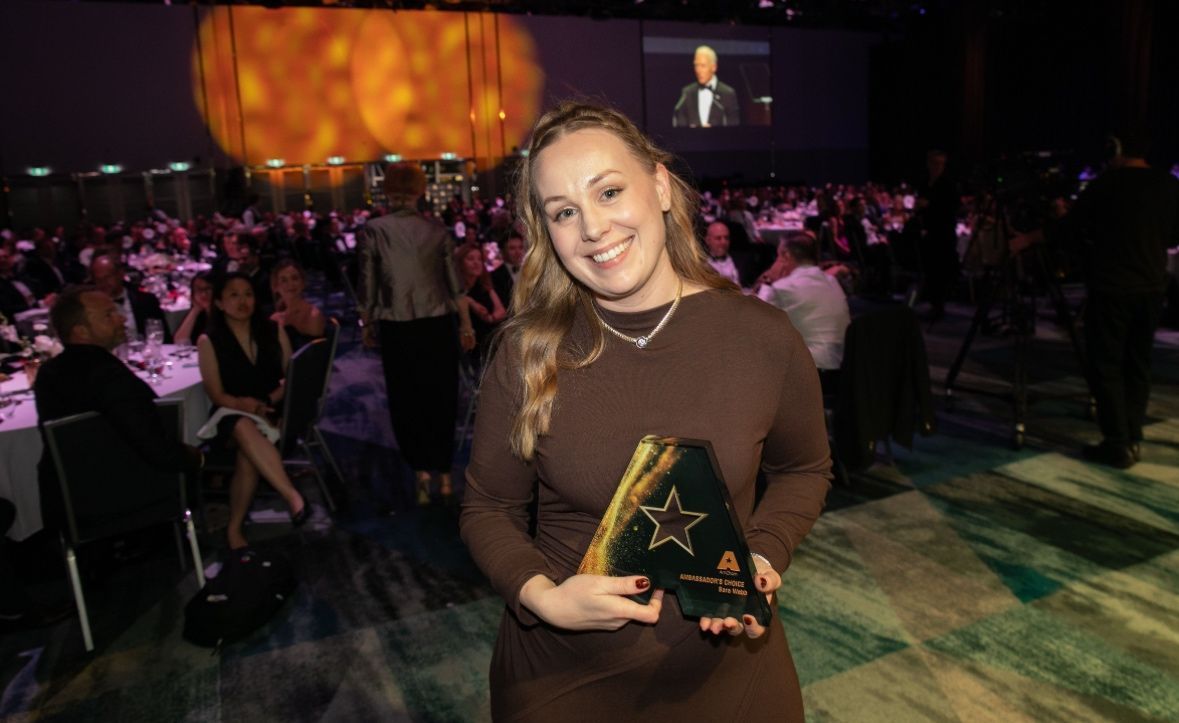 Dr Sara Webb Wins AmCham Ambassador’s Award 