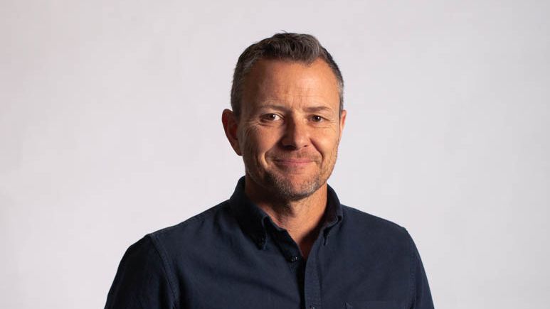 Mr John Chambers, member of Swinburne Council 2021. Professional headshot of John Chambers, member of Swinburne council 2021.